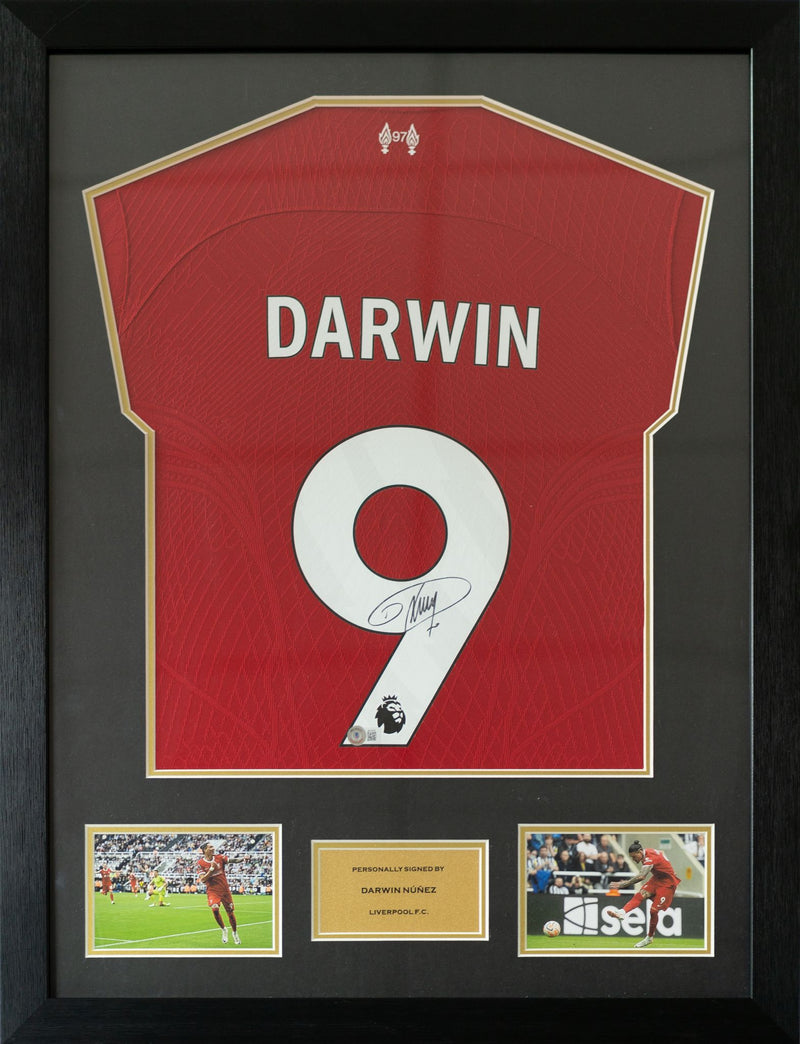 Darwin N&uacute;&ntilde;ez Signed Nike Mercurial Vapor Boot