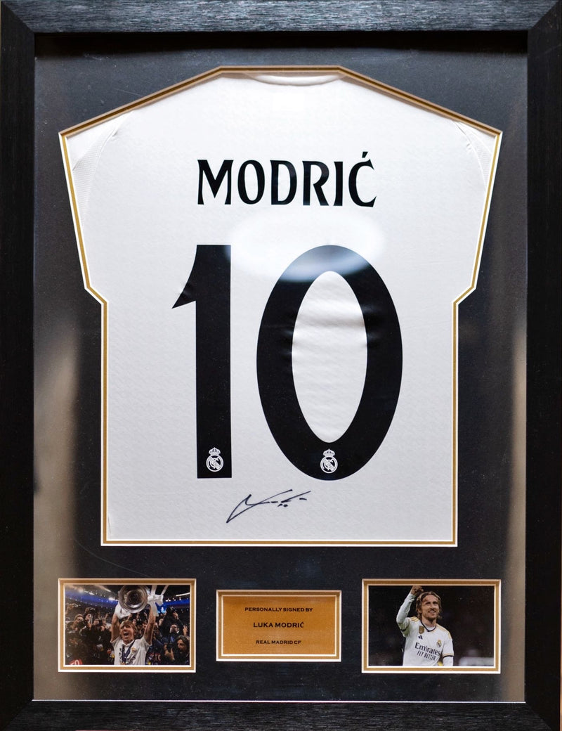 Wayne Rooney Manchester United Home Jersey Framed (Back Signed)
